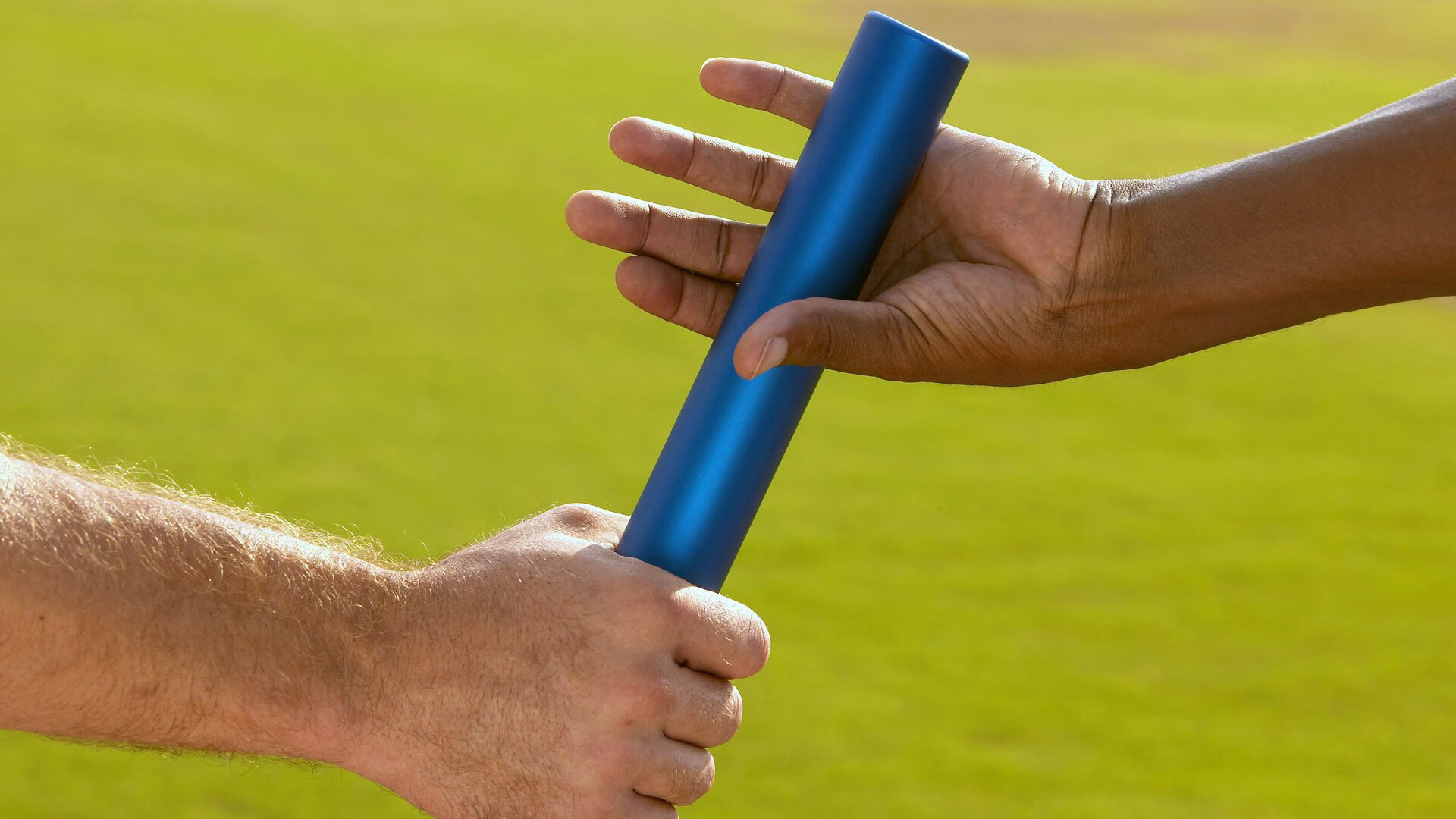 开云体育世界杯-喀麦隆淘汰赛过关巴黎，当非洲雄狮的咆哮，撞上梅西的灼热火焰