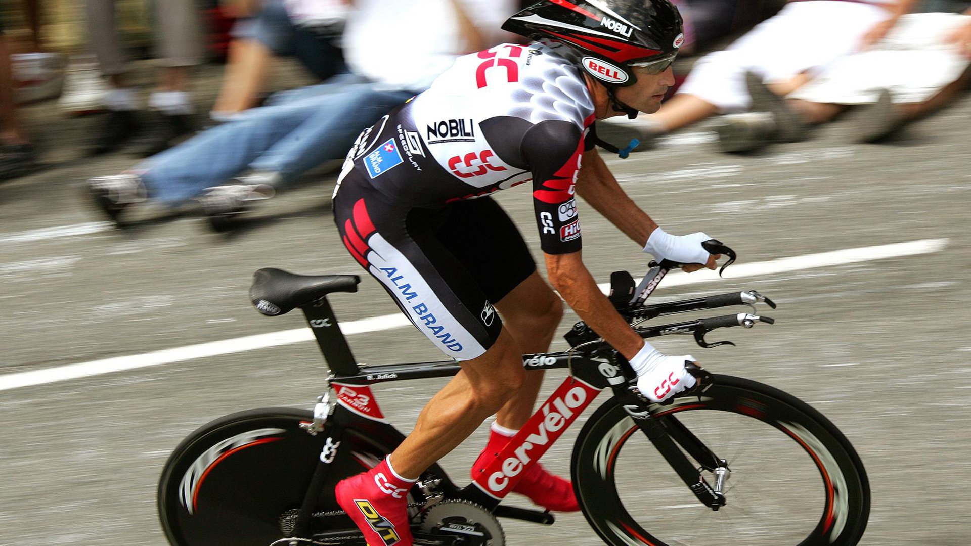 开云体育官方网站-西甲国家德比之夜，李刚仁点燃赛场，亚洲足球的破壁时刻  第2张